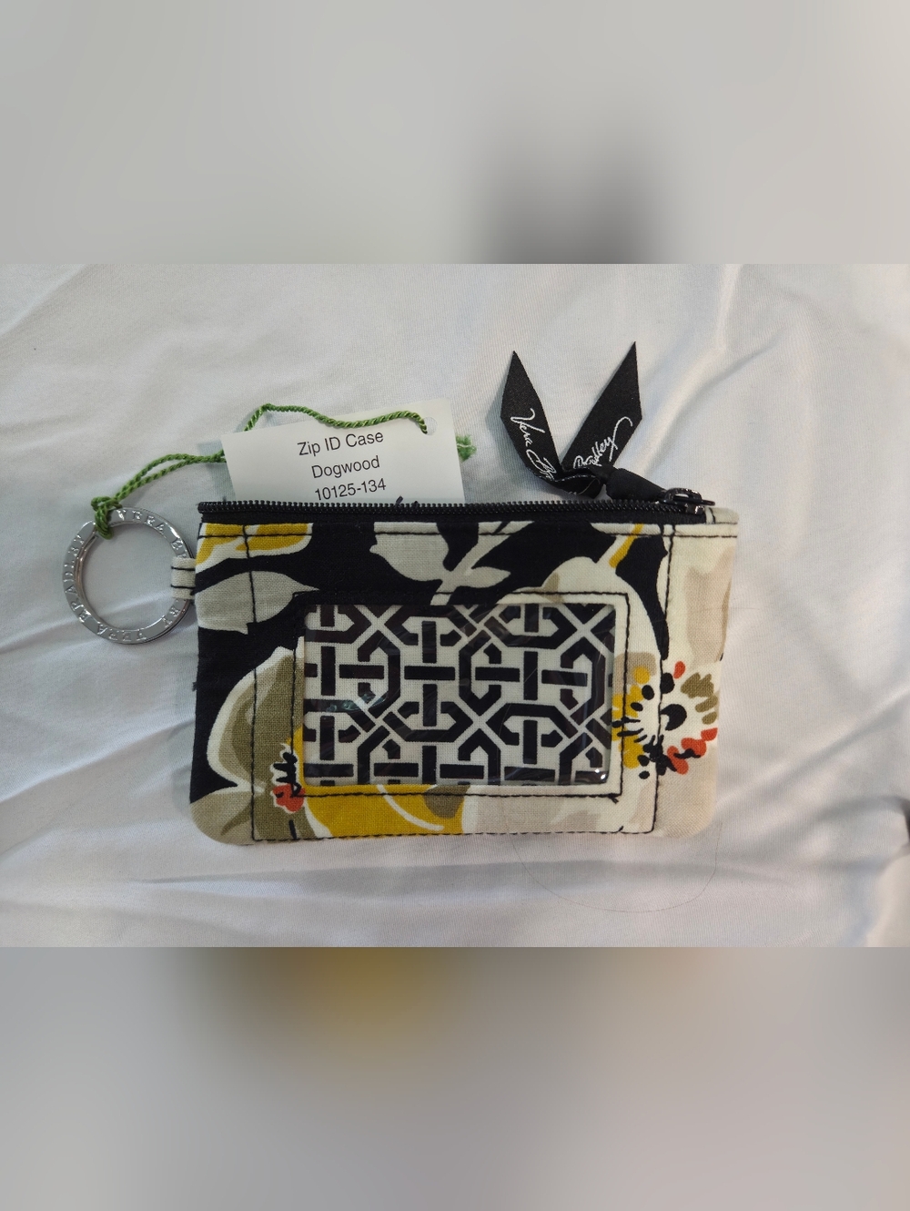 NWT Vera Bradley Dogwood Zip ID Case in Black, Cream, Yellow